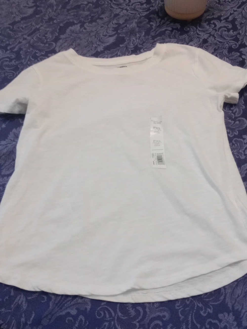 Women's White Short-Sleeve Tee - Brand Unknown